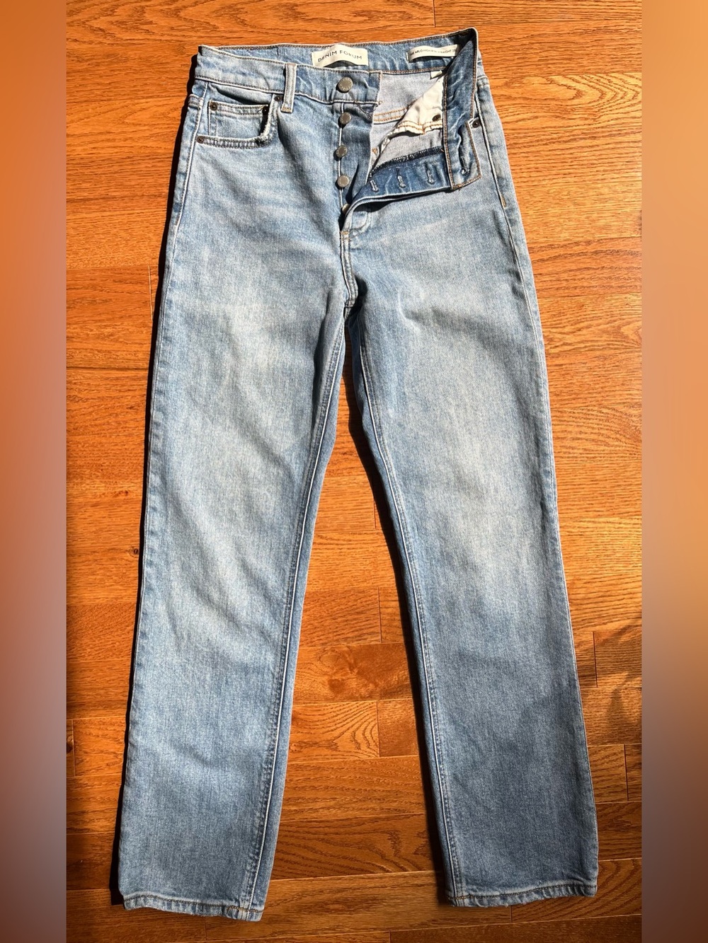 Denim Forum Light Blue Straight-Leg Women's Jeans